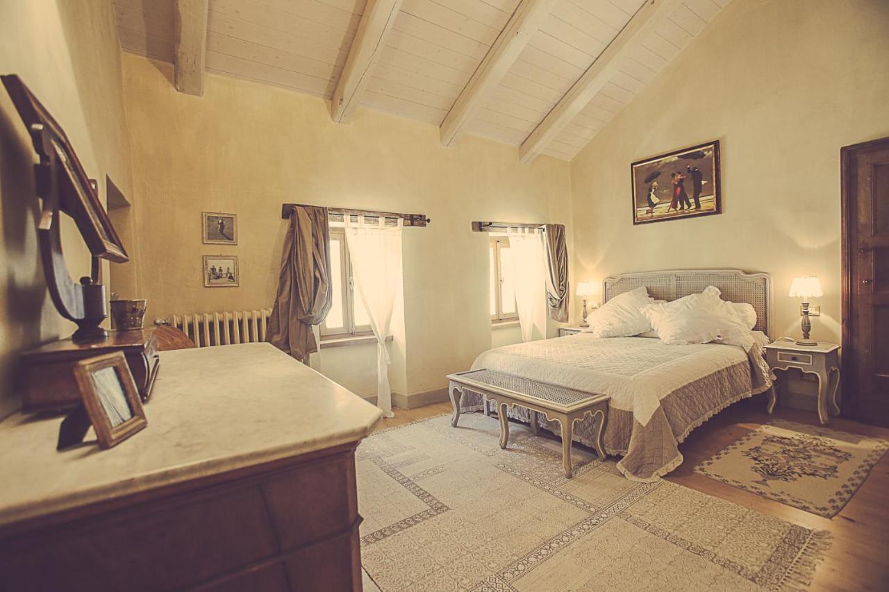 הוילה Pollone Relais Di Charme Frazione Chiavolino מראה חיצוני תמונה