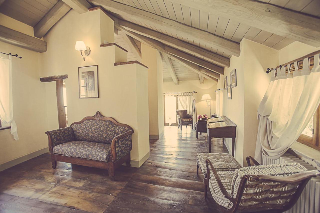 הוילה Pollone Relais Di Charme Frazione Chiavolino מראה חיצוני תמונה